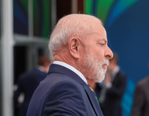 Lula defende regulação global de Big Techs e IA